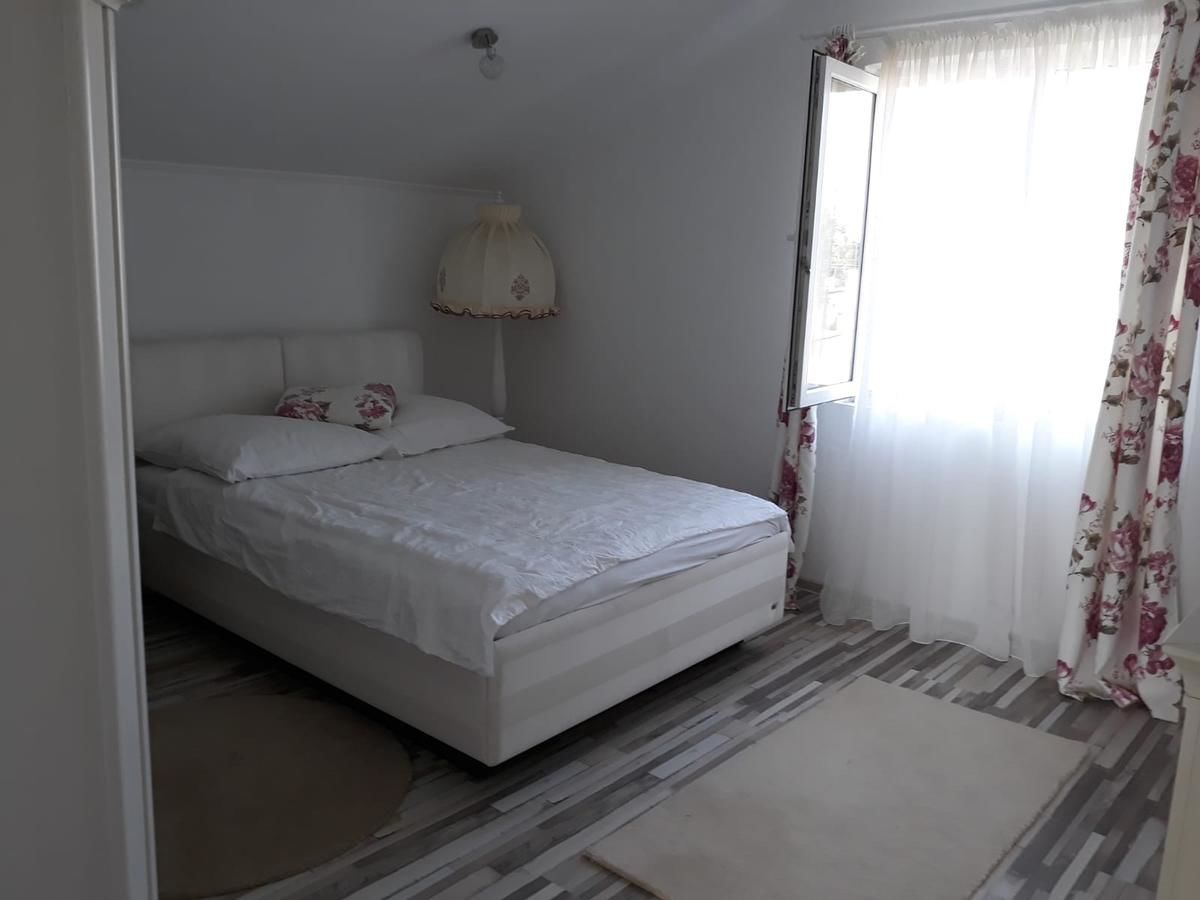 Отели типа «постель и завтрак» Casa Sannicolau Sînnicolau Mare-26