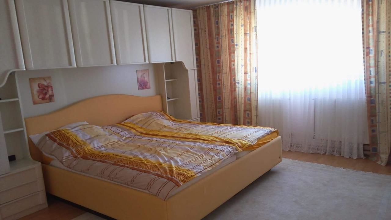 Отели типа «постель и завтрак» Casa Sannicolau Sînnicolau Mare-40