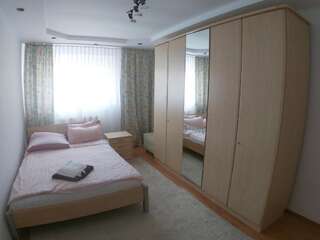 Отели типа «постель и завтрак» Casa Sannicolau Sînnicolau Mare Стандартный двухместный номер с 1 кроватью и общей ванной комнатой-13