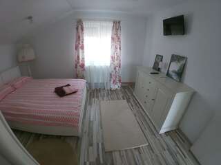 Отели типа «постель и завтрак» Casa Sannicolau Sînnicolau Mare Стандартный двухместный номер с 1 кроватью и общей ванной комнатой-3